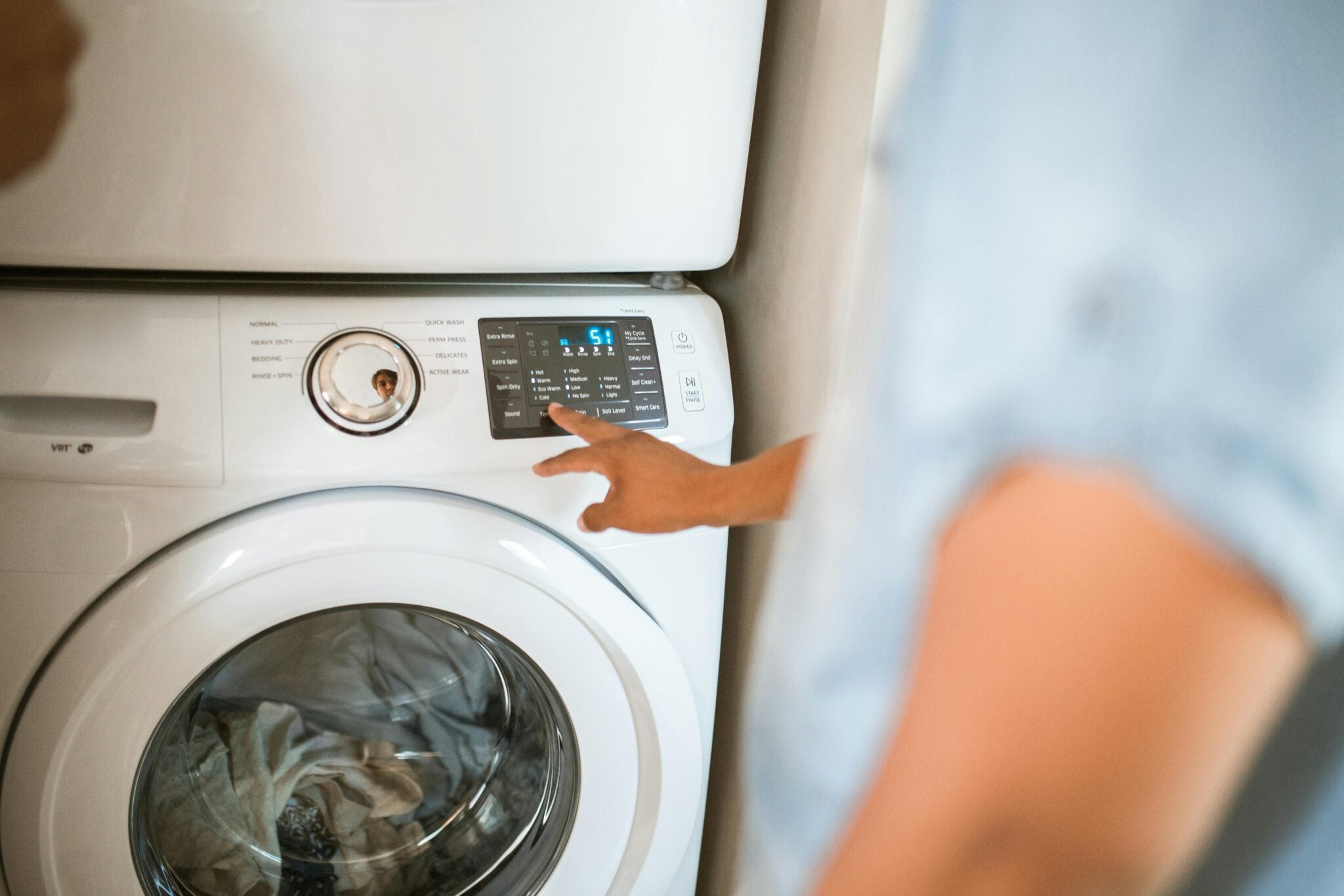 Are Laundry Detergent Sheets as Good as Liquid Detergent?