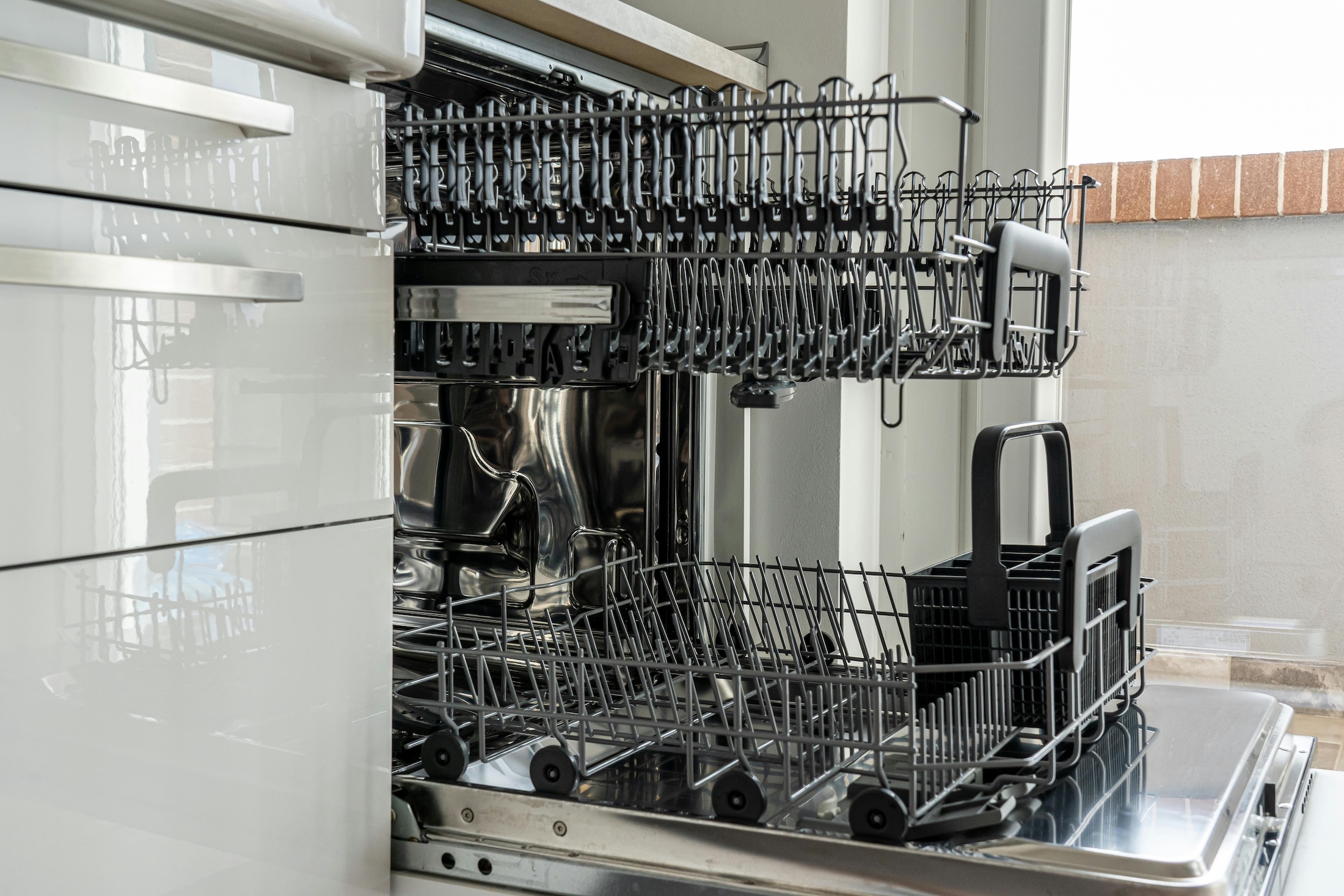 clean dishwasher in aussie home